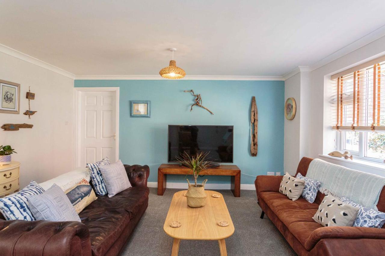 Beach Cottage Литам Сент Аннс Екстериор снимка