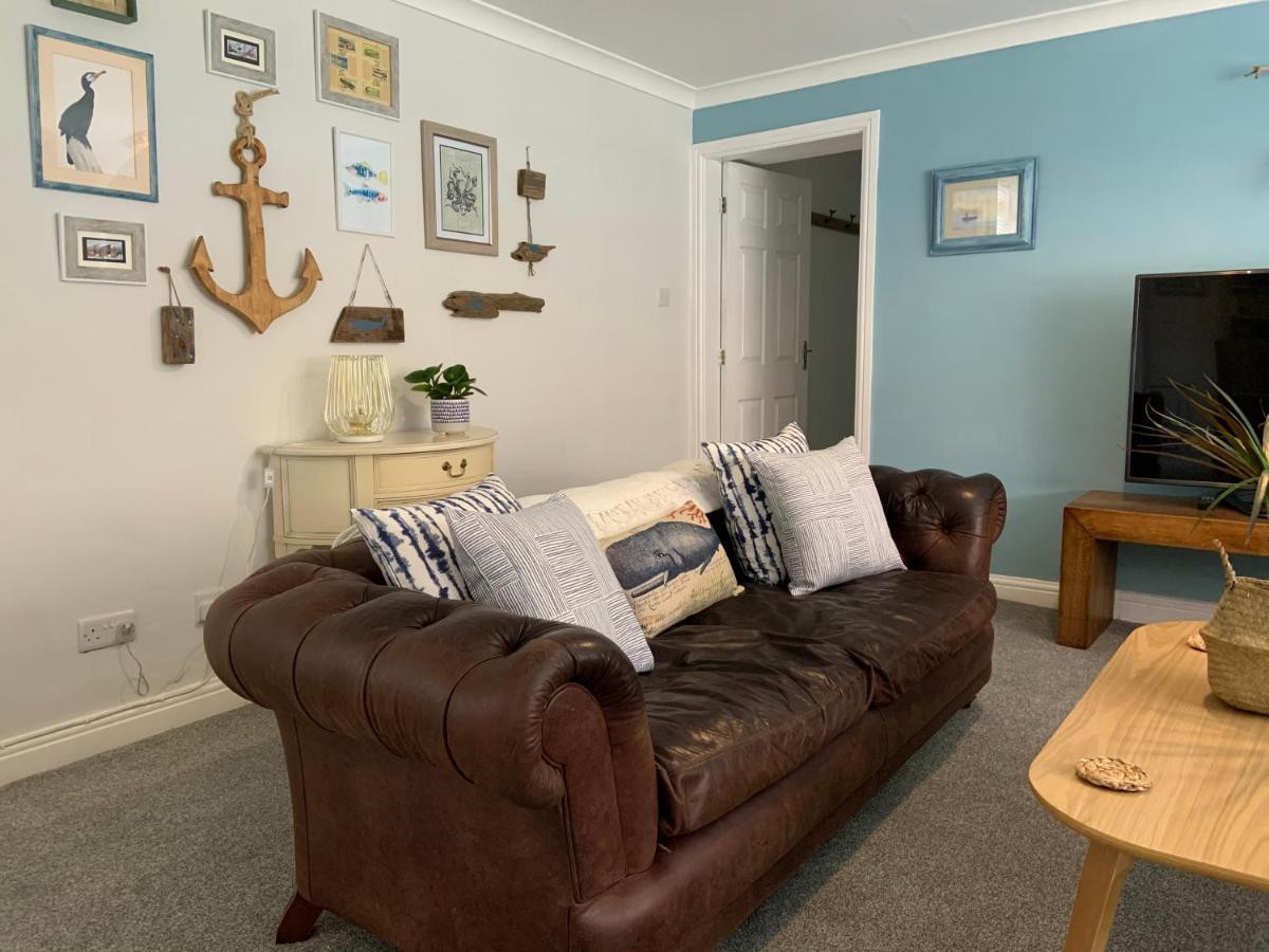 Beach Cottage Литам Сент Аннс Екстериор снимка