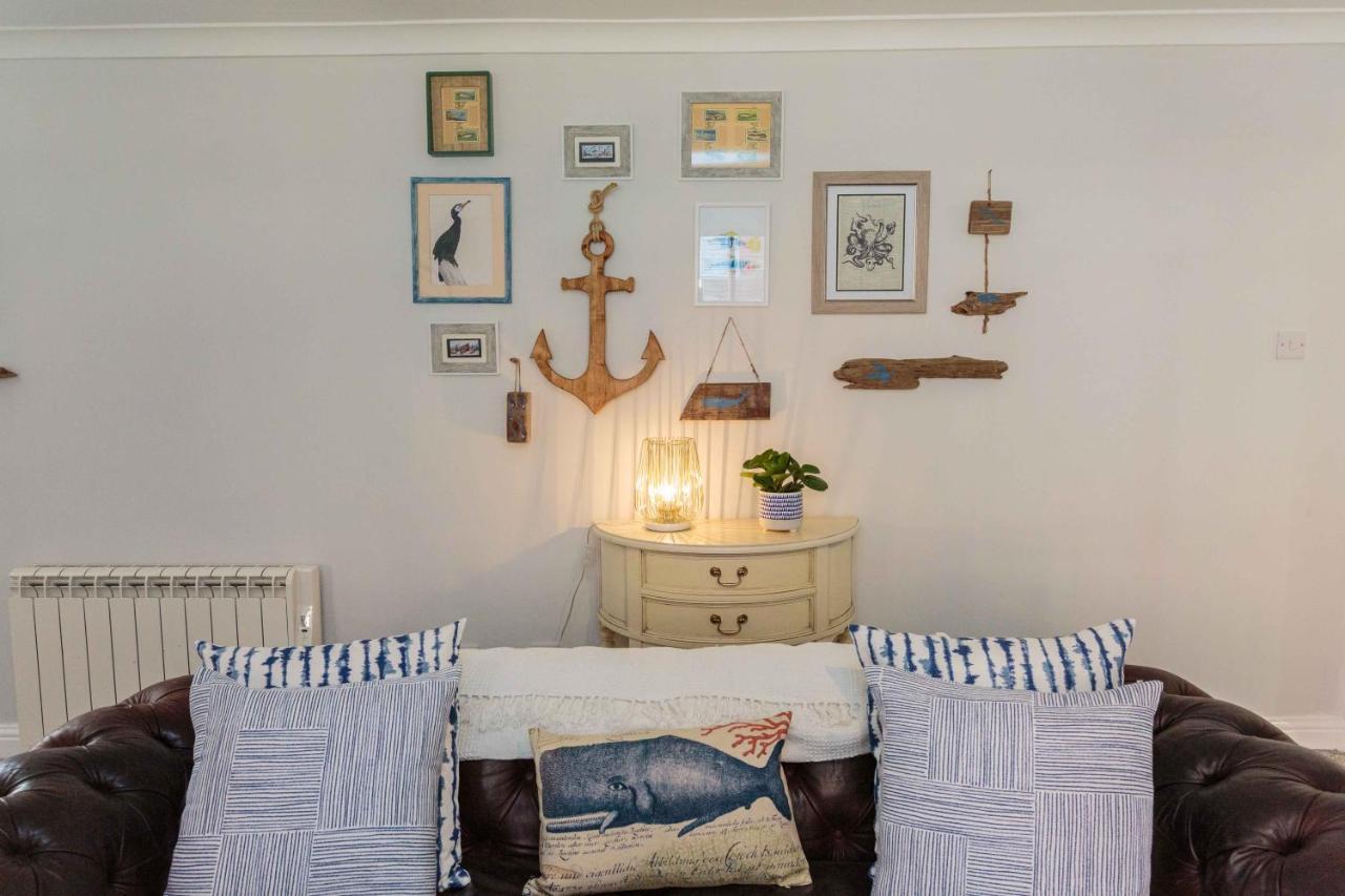 Beach Cottage Литам Сент Аннс Екстериор снимка
